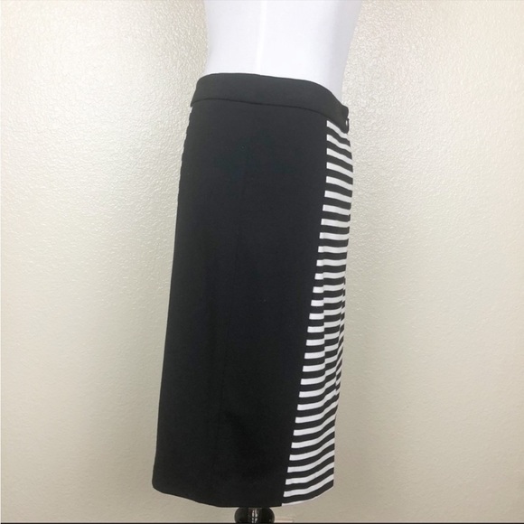 Calvin Klein Black and White Striped Pencil Skirt w/Black Side Panels - Size 4 - Picture 5 of 11